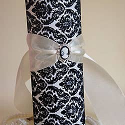 Renaissance Flocked Paper in Black